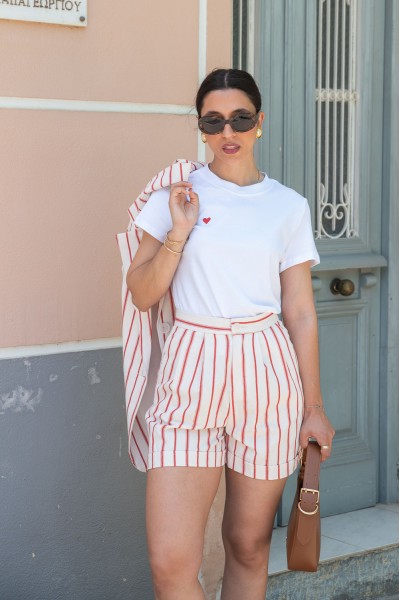 T-shirt με καρδιά 